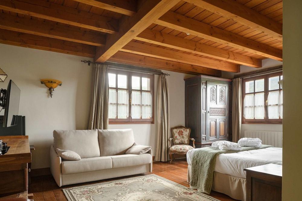 Etxegana Hotel & Spa