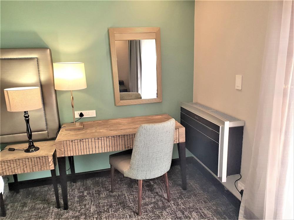 Premier Hotel Roodevalley