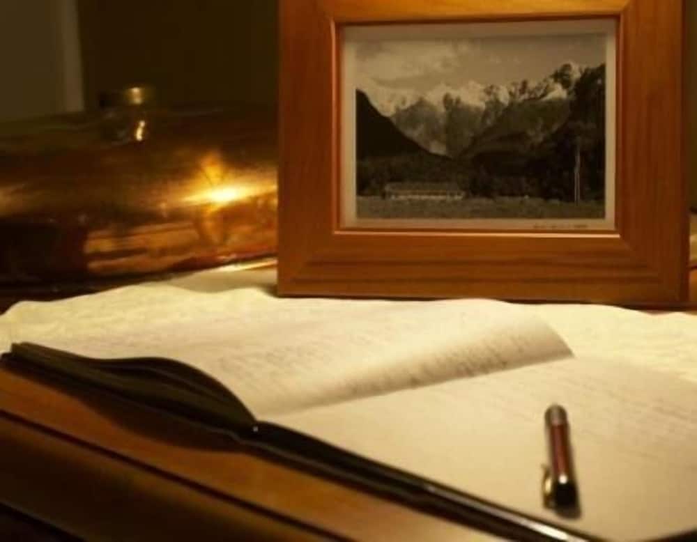 Misty Peaks Guesthouse