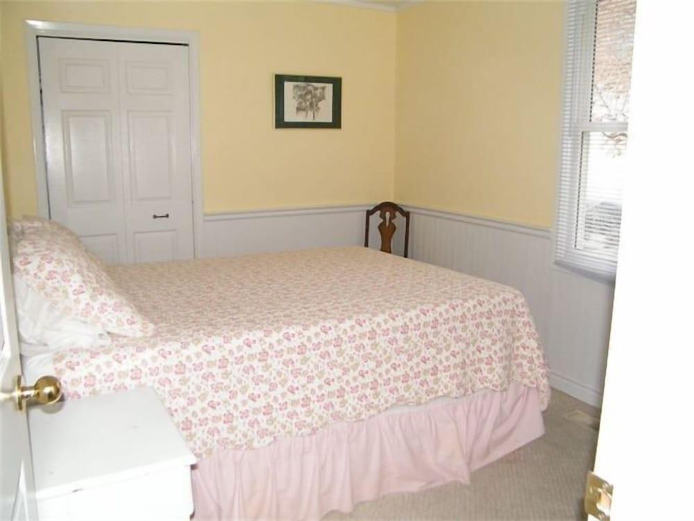 1000 Island Condo Getaway