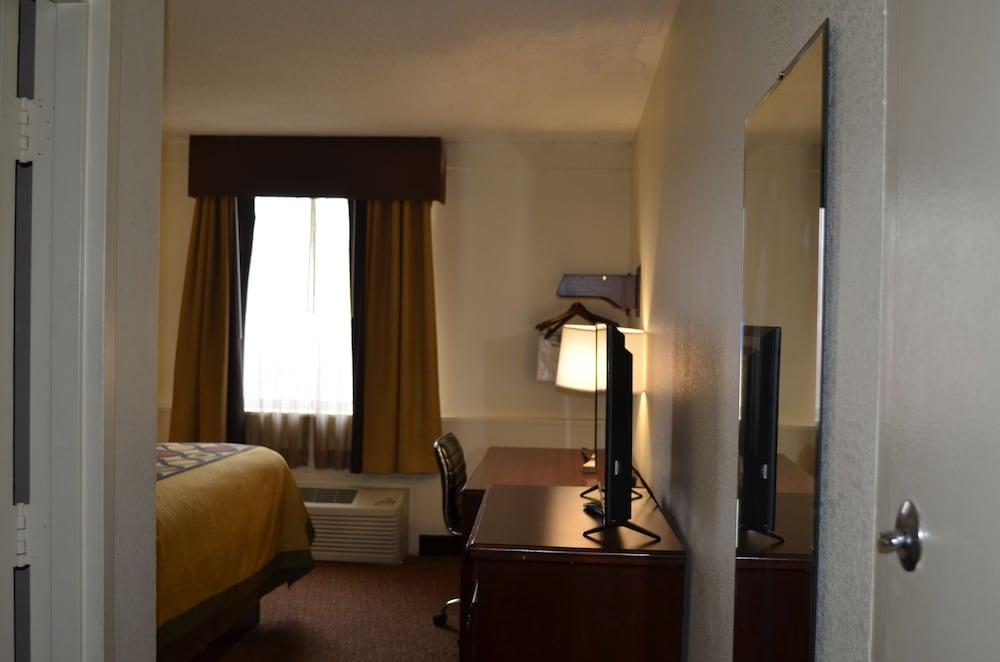 Spark by Hilton Hamburg