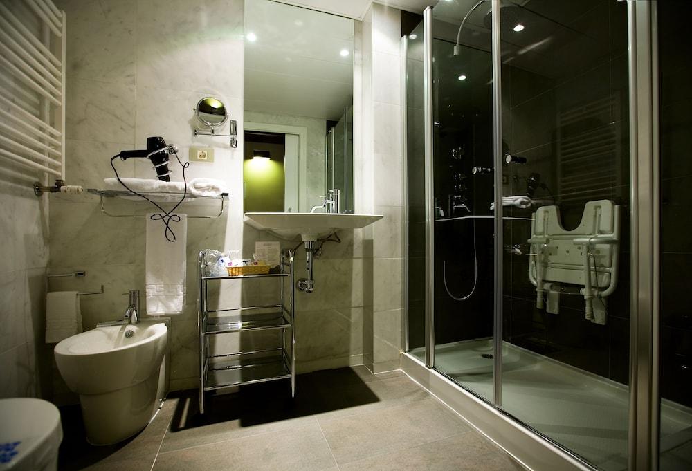 Santa Beatriz De Silva