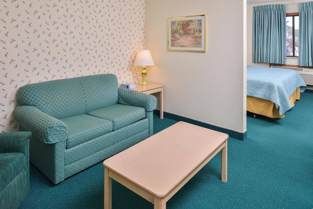 Americas Best Value Inn & Suites Bluffton