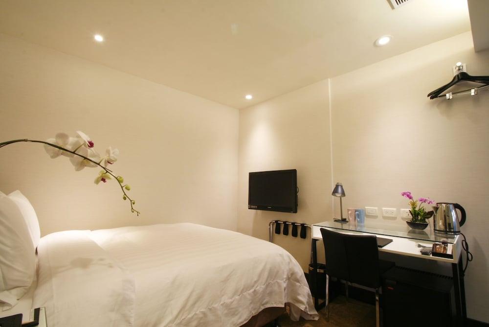 Hotel Puri Ximen Branch