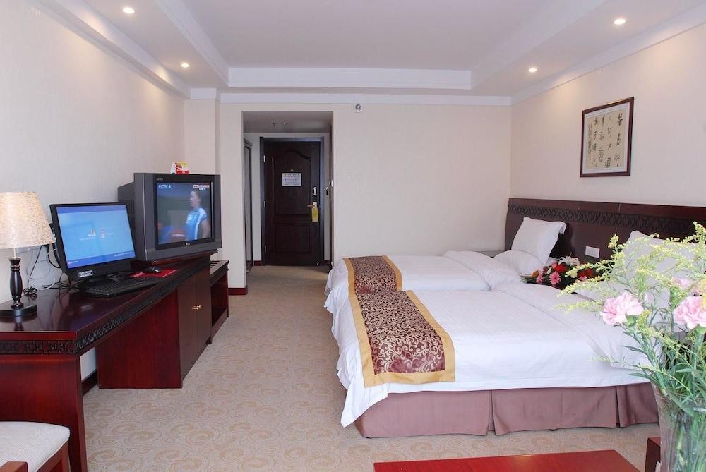 Mercure Xian Dayan Pagoda