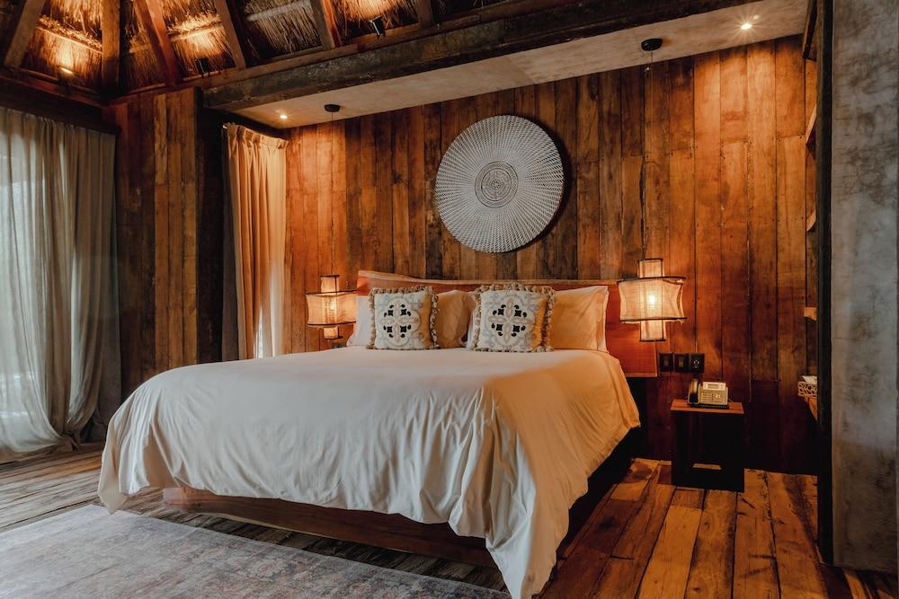 BE Destination Tulum