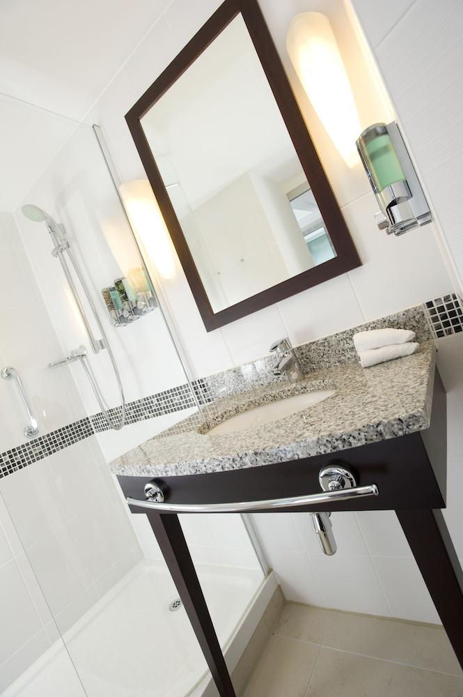 Hampton by Hilton Liverpool City Center