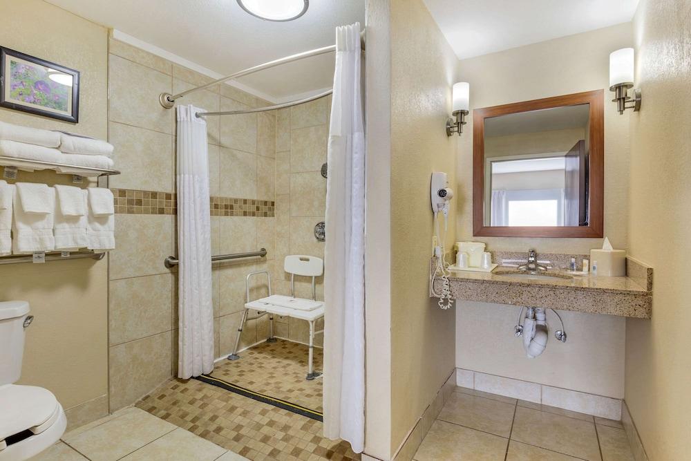 Comfort Suites Wilson I-95