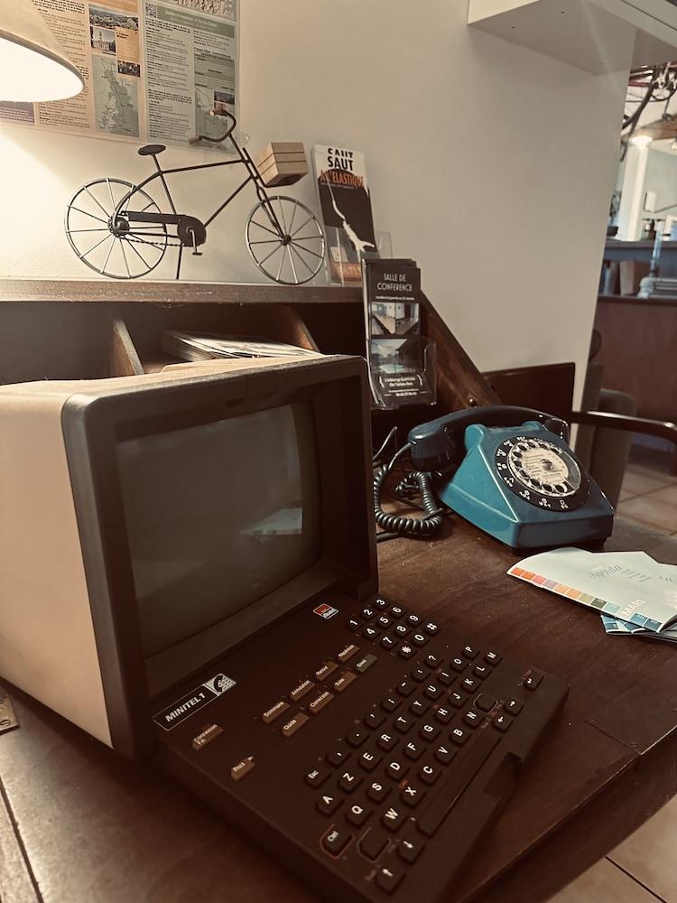 Ever Route 64 Brit Hotel Tarbes Ibos