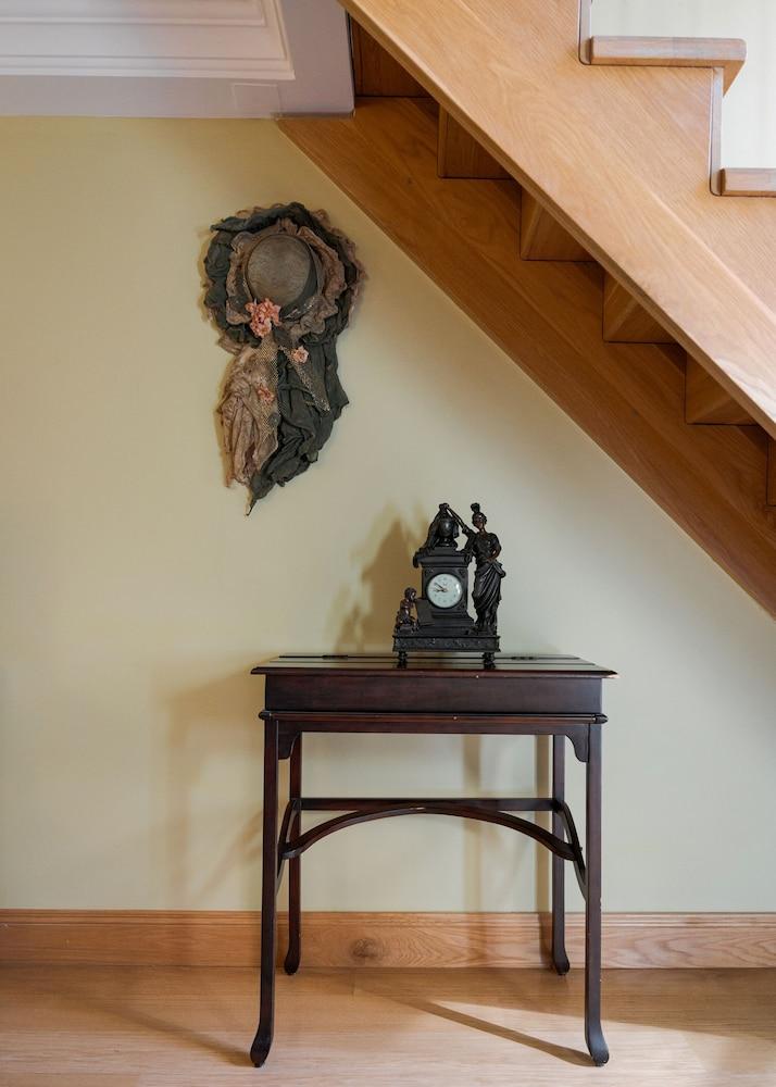 Civitas Suites Hotel