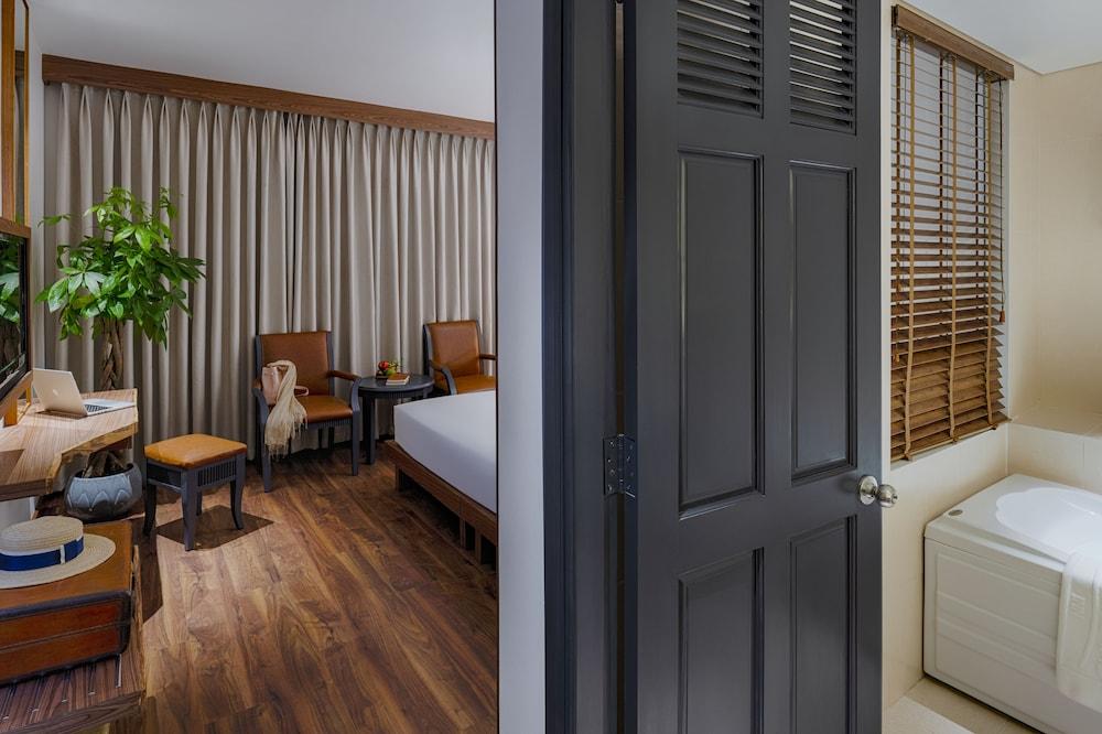 Silverland Min Hotel