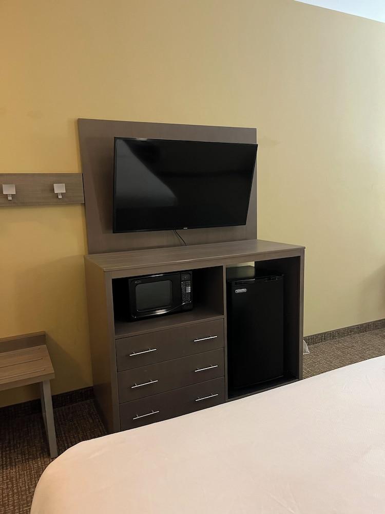 Comfort Inn & Suites Monahans I-20