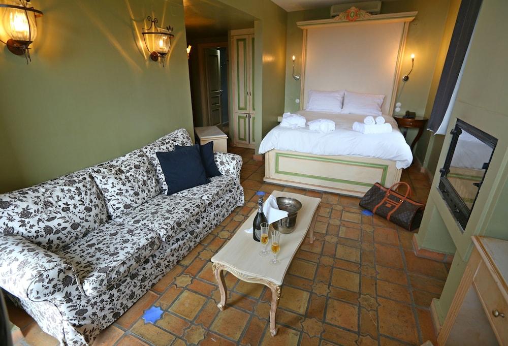 Archontika Karamarlis