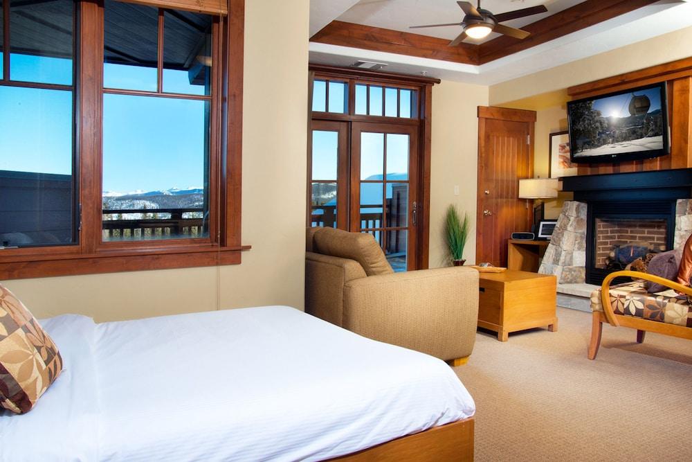 One Ski Hill Place, A RockResort