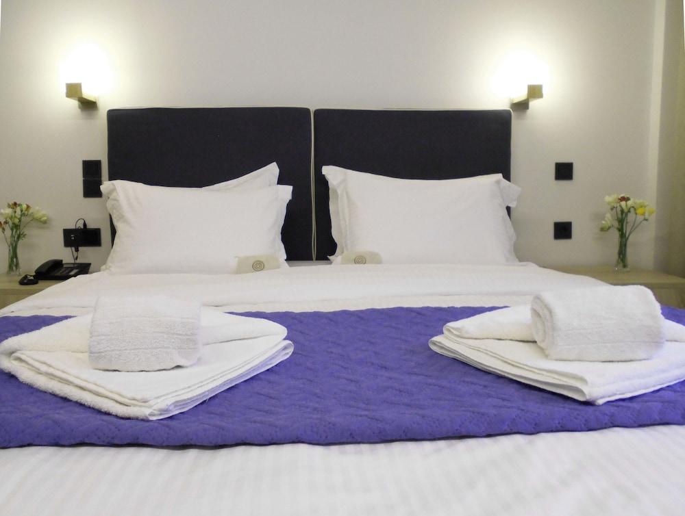 Anastazia Luxury Suites & Rooms