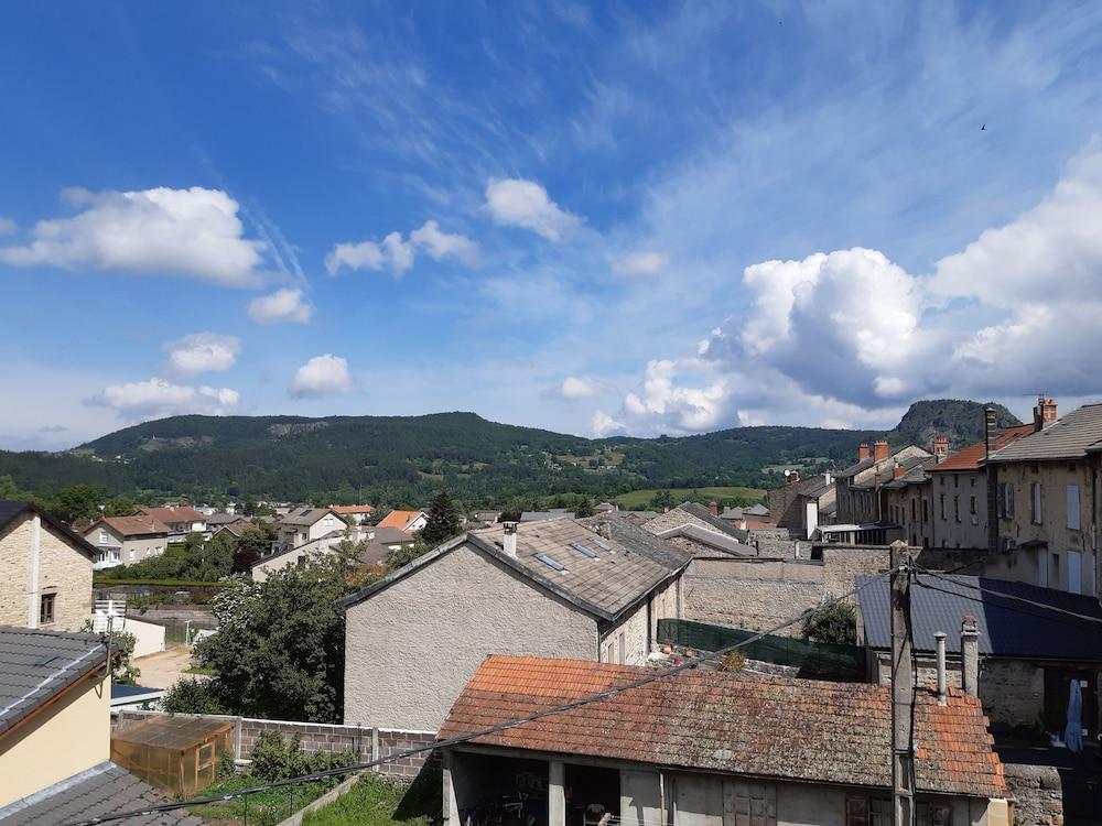 Hôtel Restaurant Le Barriol