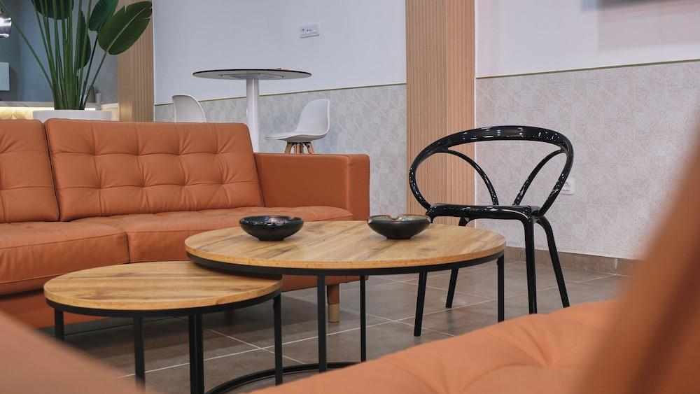 Hotel Aloe Emira NKC