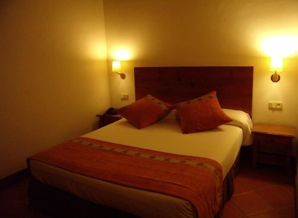 Hotel y Apartamentos Vilagaros