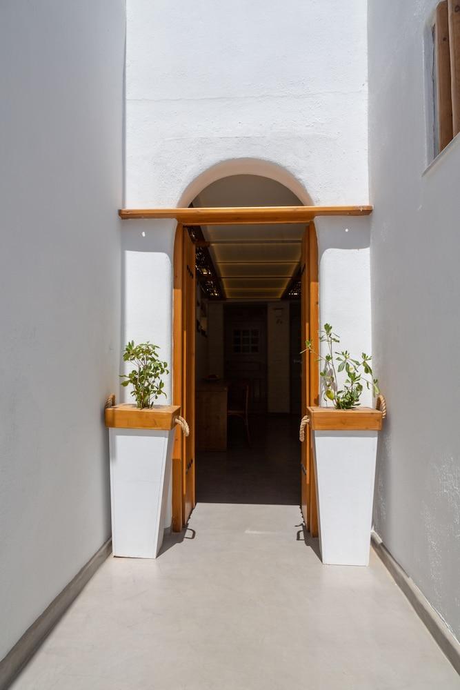 Glykeria Mini Suites