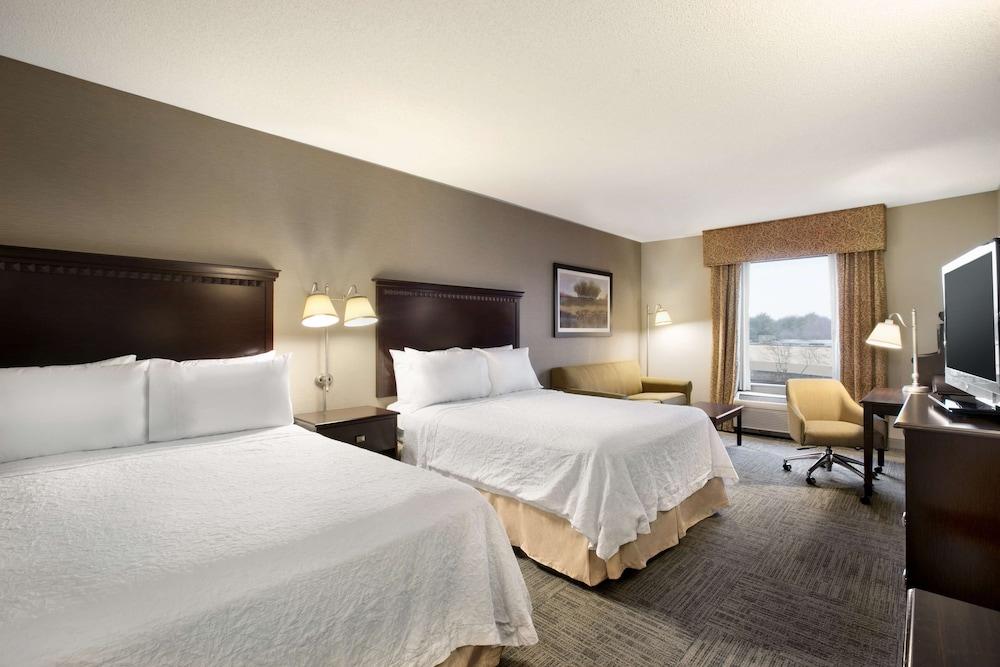 Hampton Inn & Suites Mahwah
