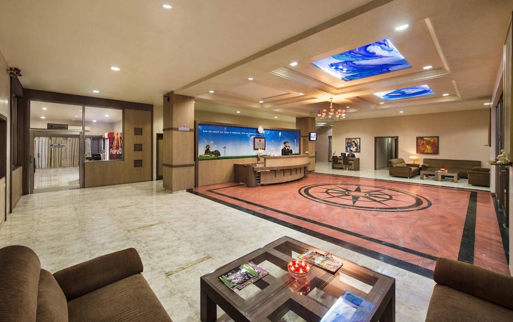 Lion Lords Inn Rajula