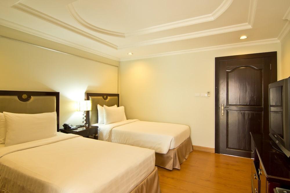 LK Mantra Pura Resort