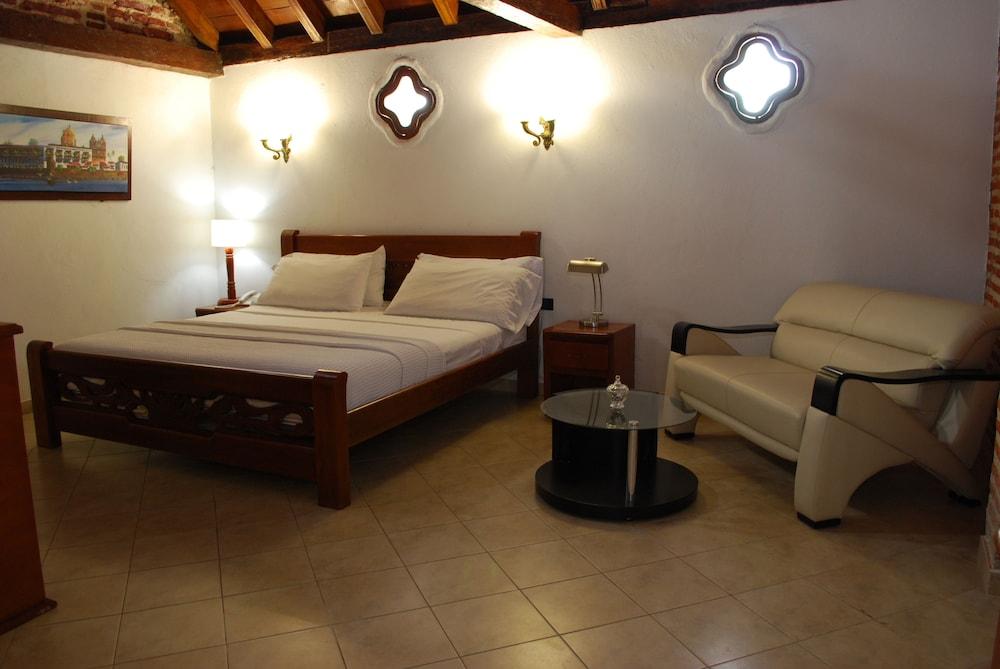 Hotel Don Pedro de Heredia