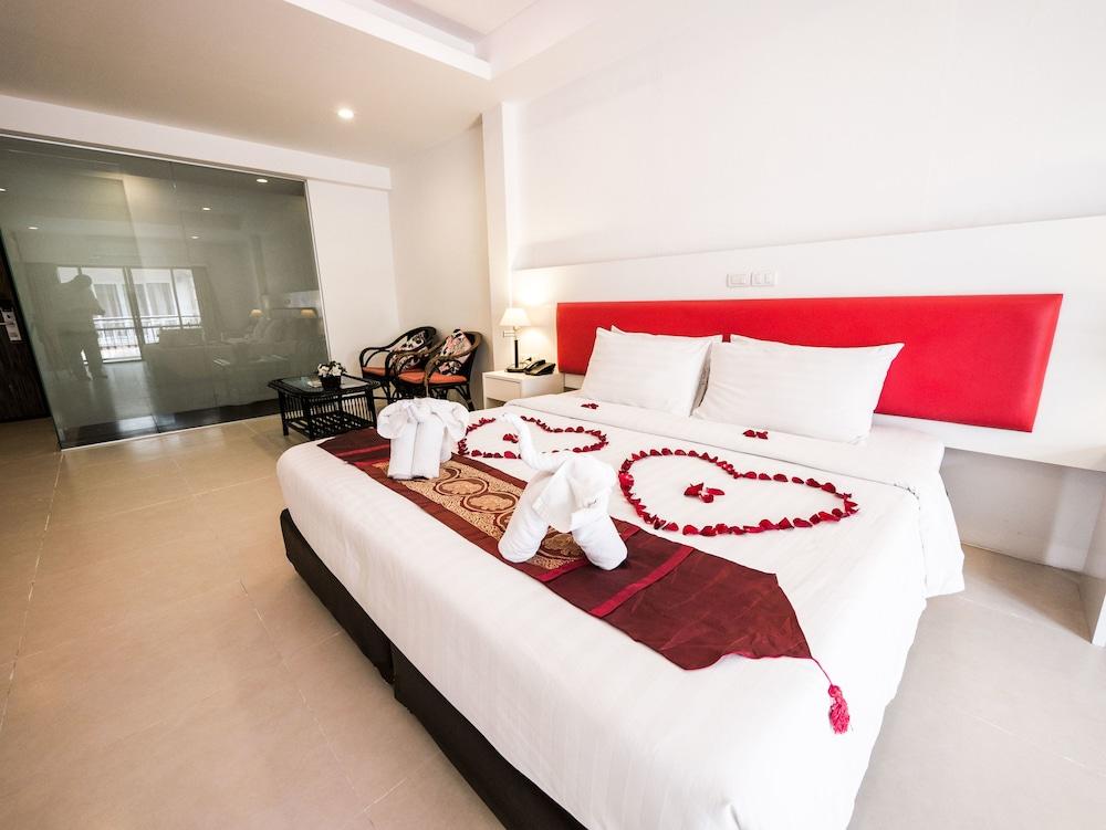 Armoni Patong Beach Hotel