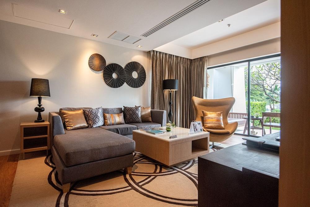 Summit Windmill Golf Suite Hotel @Suvarnabhumi