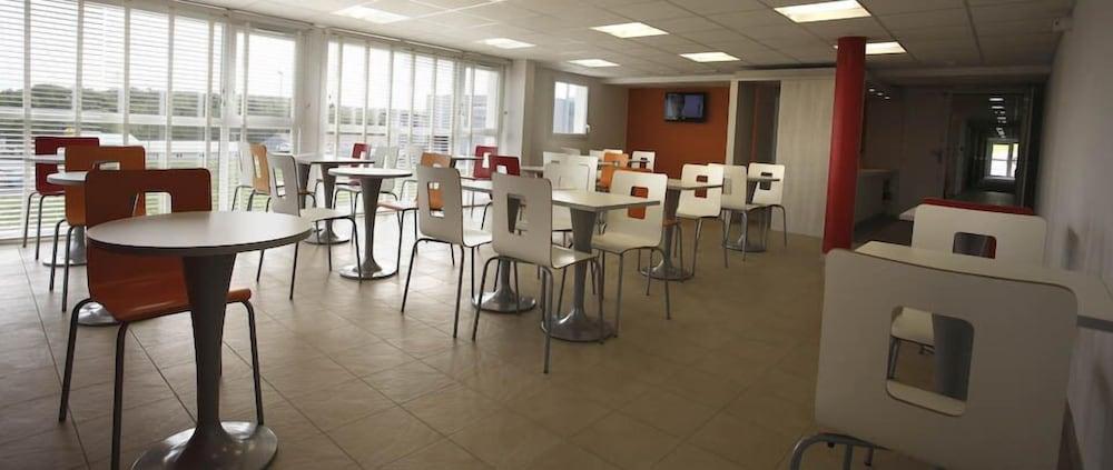 Sweet and Smart Hotel - formerly Premiere Classe Hambach