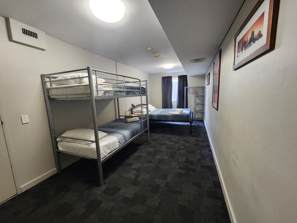 Big Backpackers Hostel