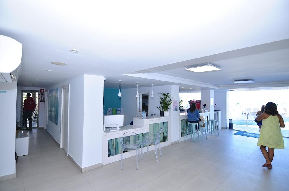 Apartamentos Typic Marina Playa - Adults Only