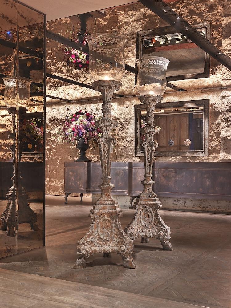 Palais de Chine Hotel