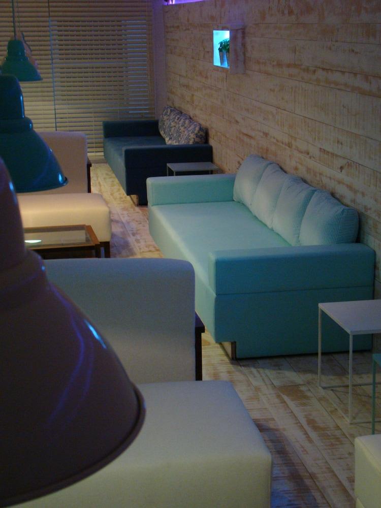 Apartamentos Fleming 50