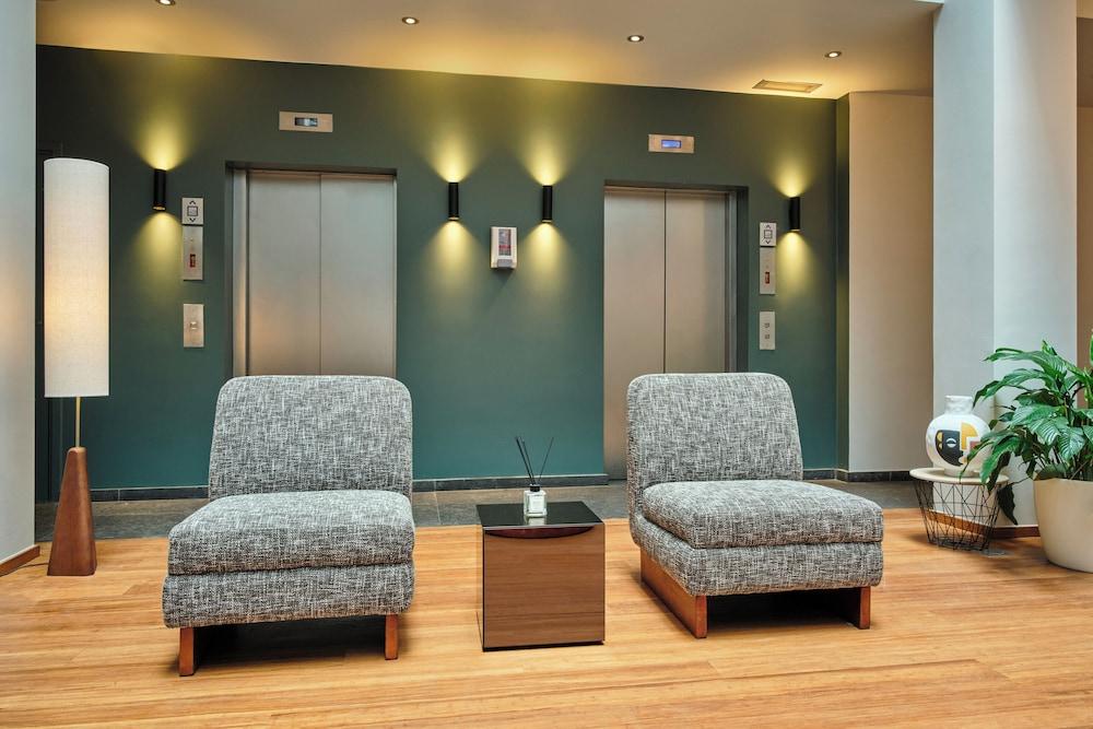 Hôtel Aqua by HappyCulture