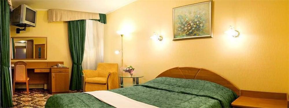 Kozatskiy on Antonova