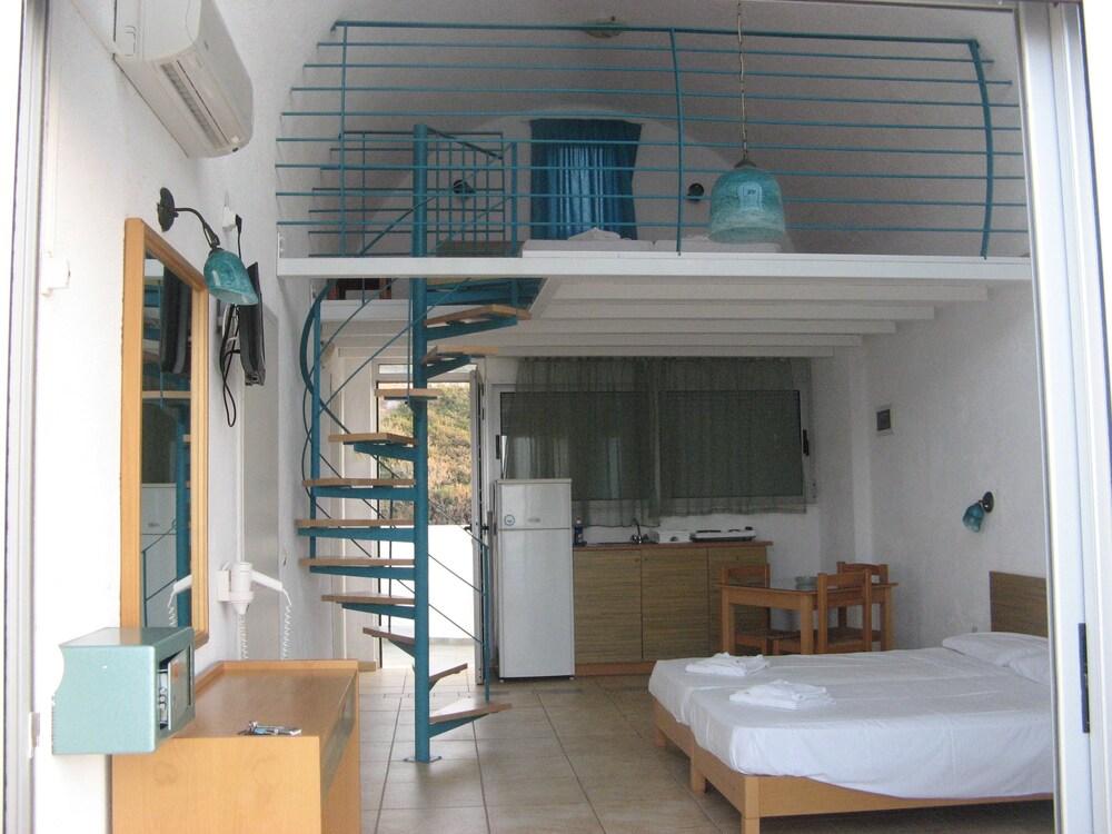 Romantica Beach Villas