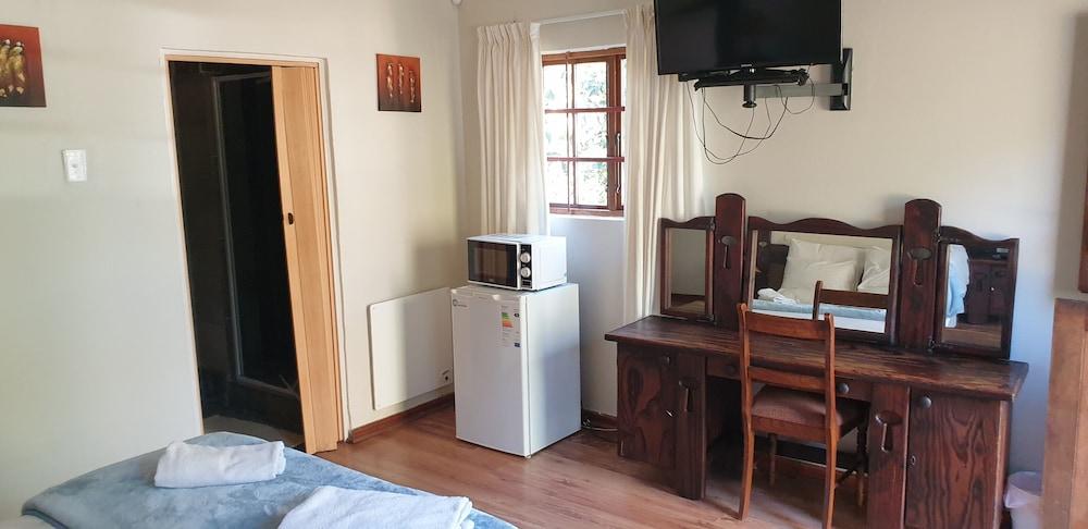 The Sleeping Bao B&B