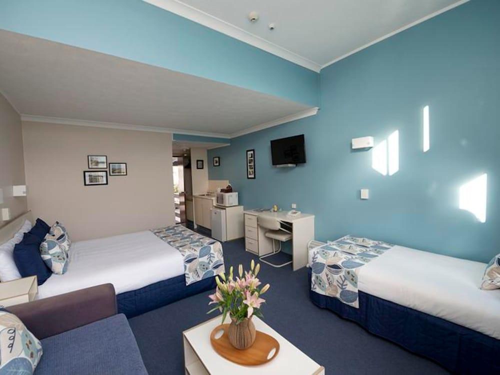 Wrights By The Sea Motel