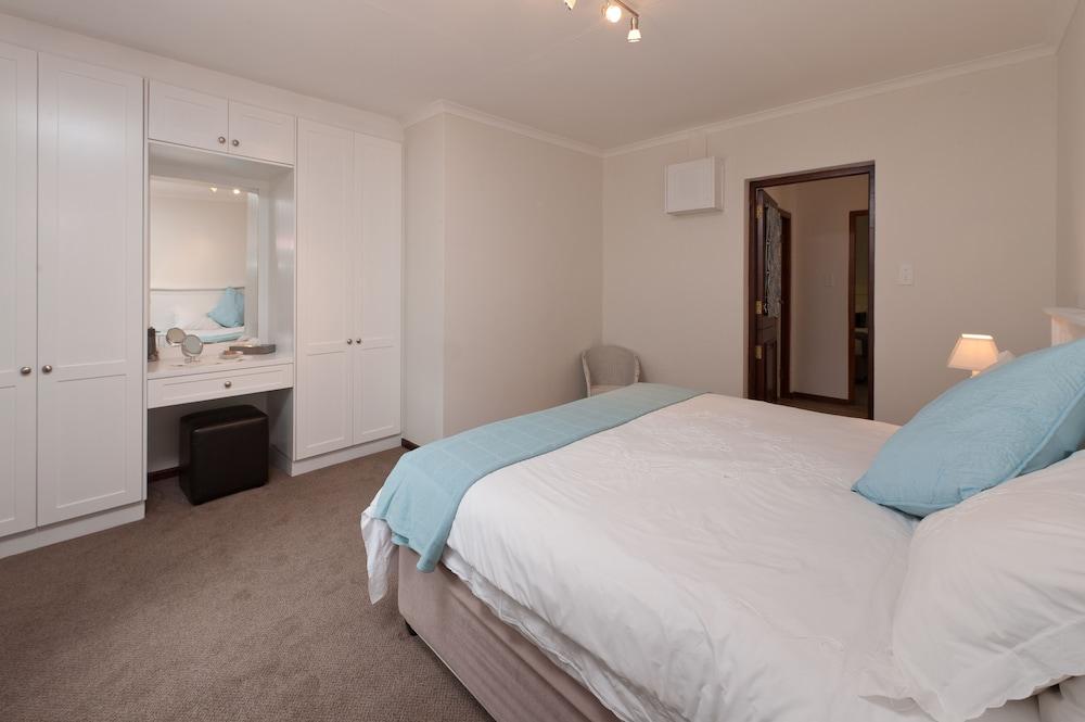 La Galinière Guest Cottages