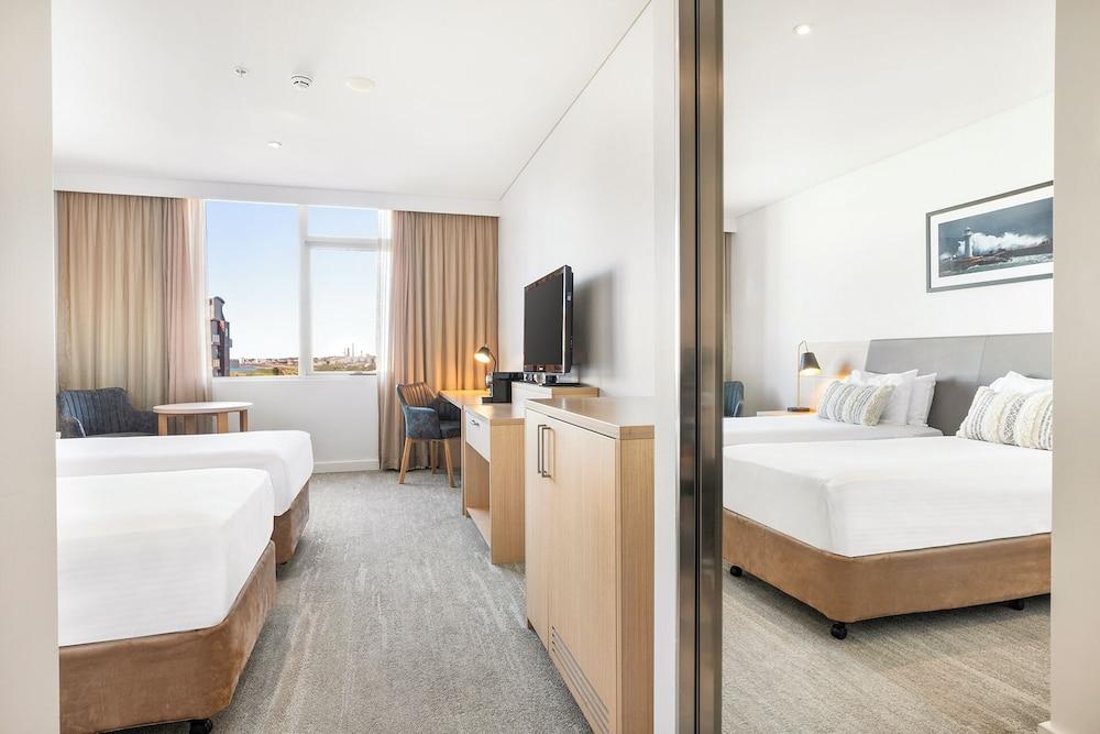 Sage Hotel Wollongong