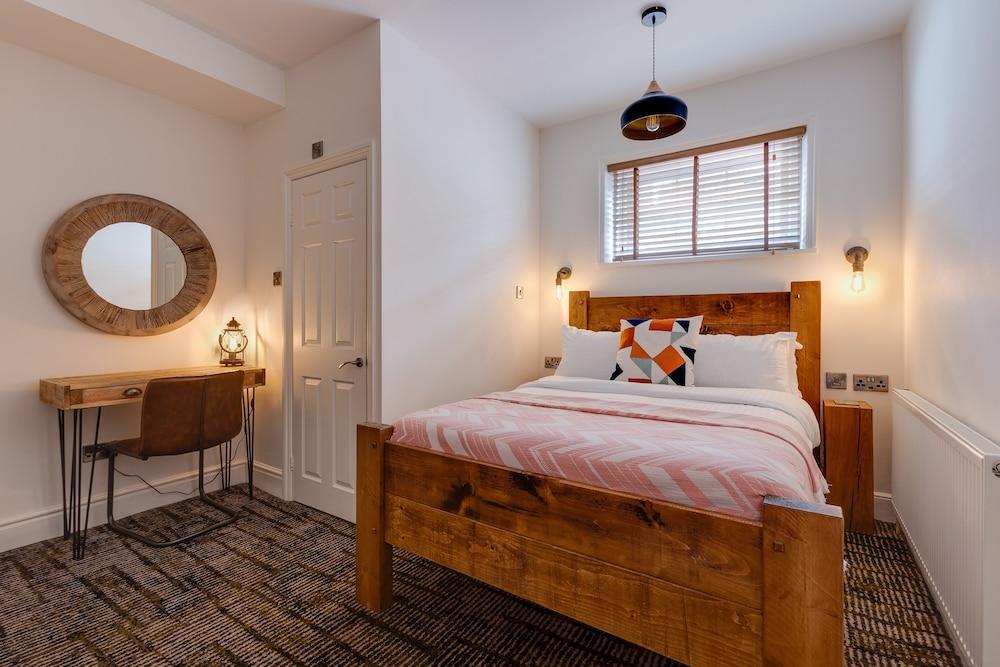 The Palace Hill Hotel