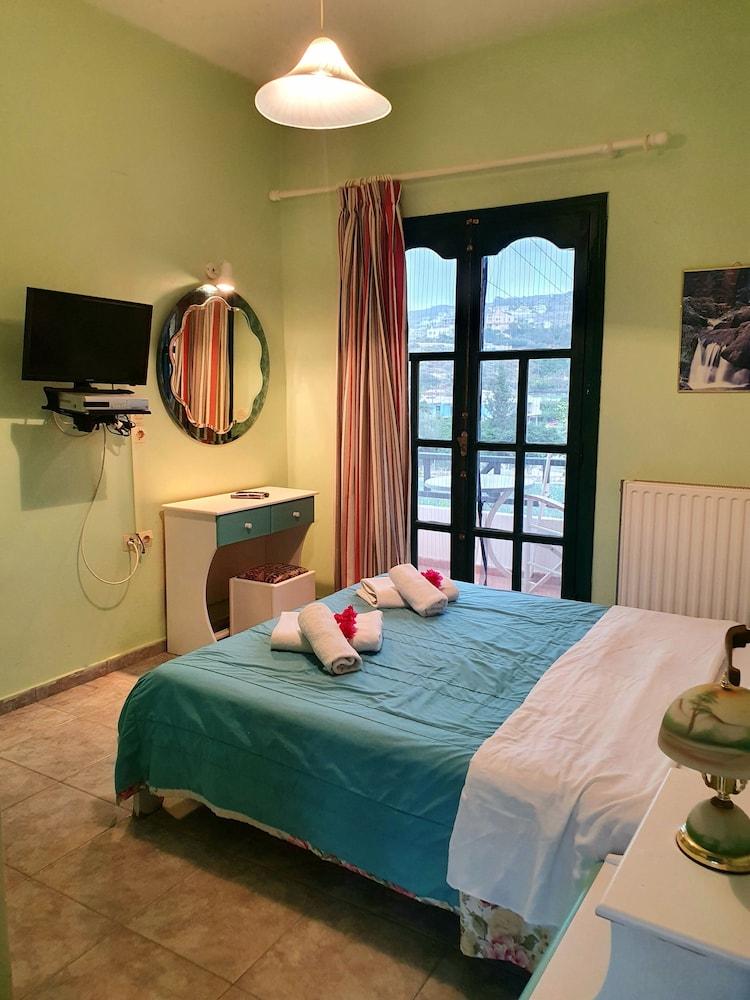 Dioskouroi Apartments