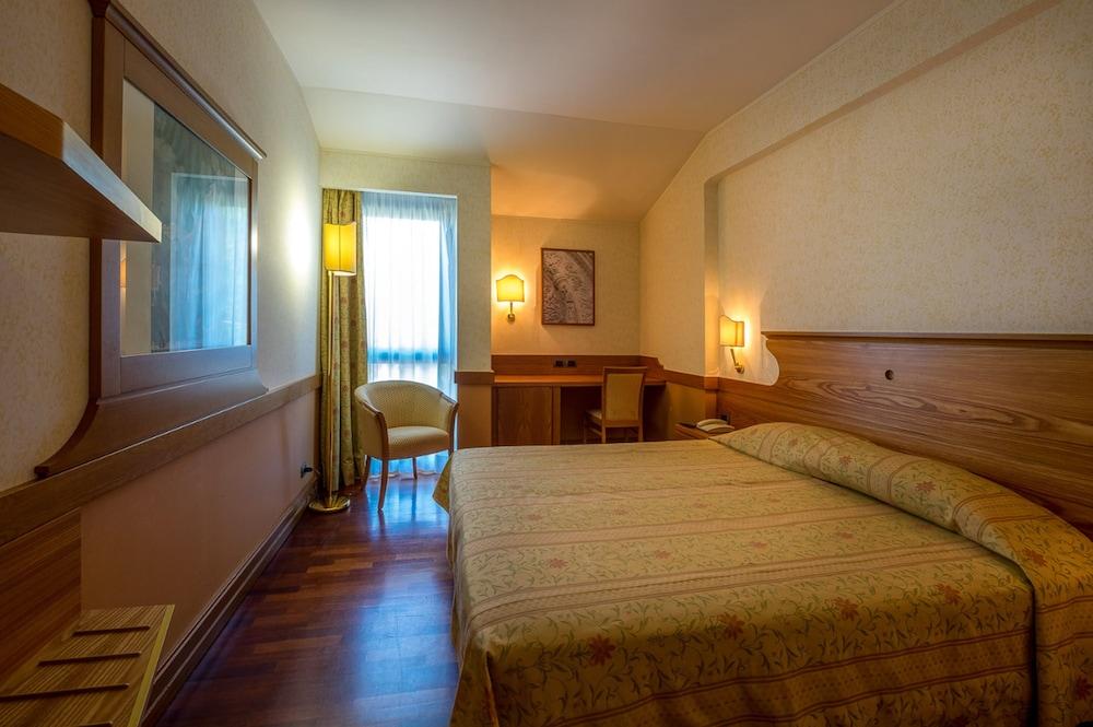 BV Grand Hotel Assisi