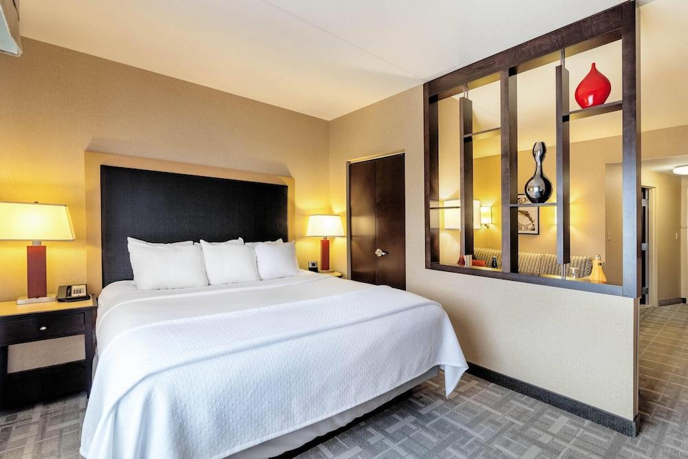 Cambria Hotel Pittsburgh - Downtown