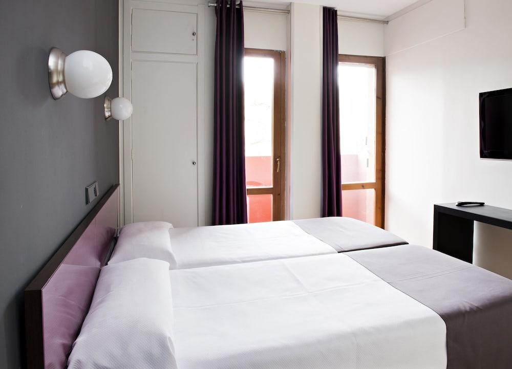 Hostal Joaquín Costa Un Punto Chic