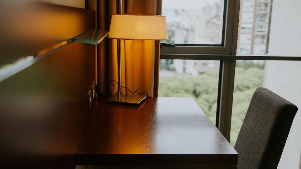 Howard Johnson by Wyndham Córdoba La Cañada