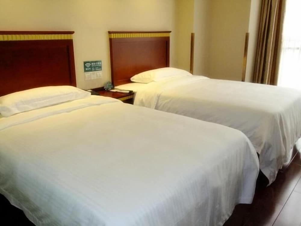 GreenTree Inn Taizhou East Meilan Road University Town Hotel