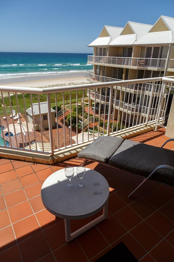 Crystal Beachfront Apartments