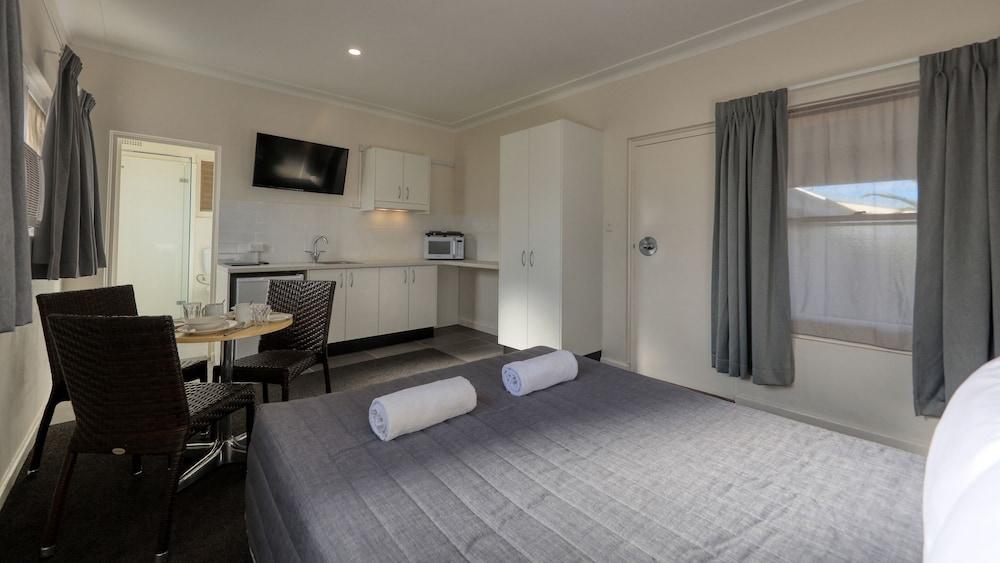 Cowra Motor Inn